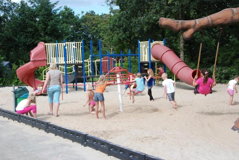 Schoonloo Mulder'S Vakantiehuis, Jaarplaats 108 Op Recreatiepark De Tien Heugten المظهر الخارجي الصورة